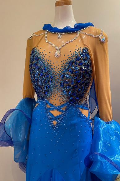 スタンダードドレス　オーシャンブルーストーン【SALE 350,000円】