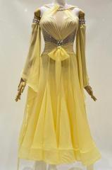 スタンダードドレス　カメリア【SALE 330,000円】