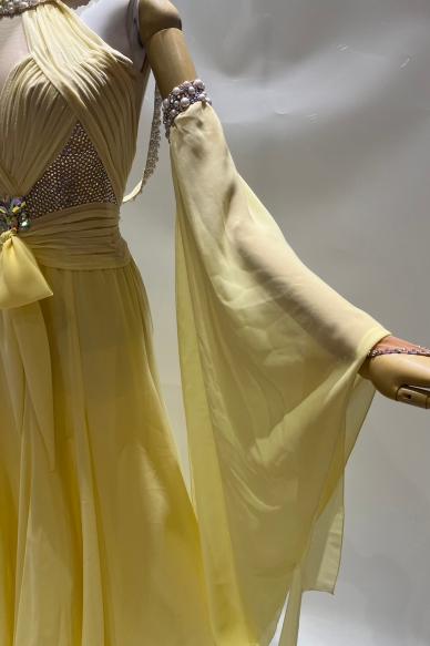 スタンダードドレス　カメリア【SALE 330,000円】