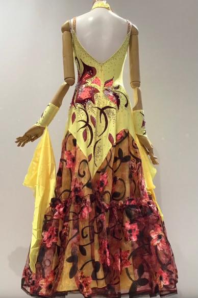 スタンダードドレス　イエロー×オータムフラワー【SALE 220,000円】