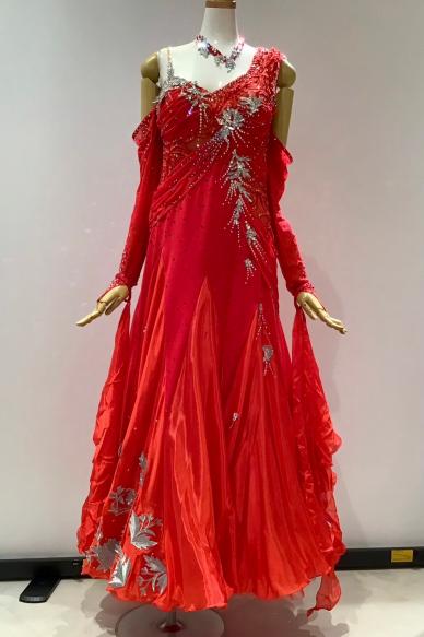 スタンダードドレス　ルージュ×シルバー【SALE 220,000円】