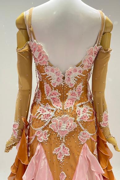 スタンダードドレス　タン×ローズピンク【SALE 220,000円】